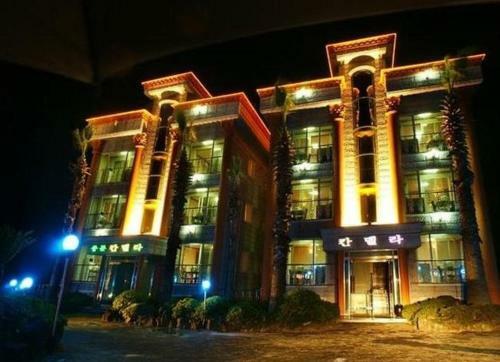 Candella Pension