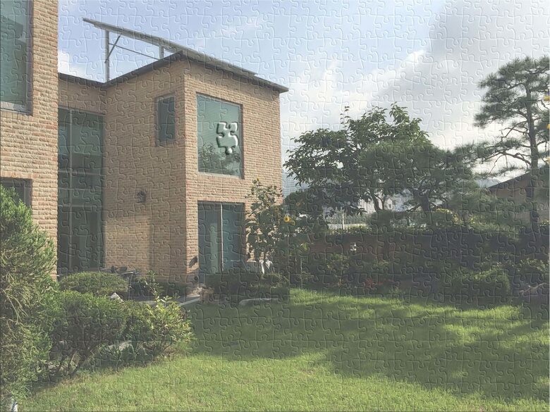 Hostal Puzzlestay House