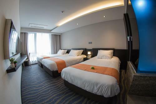Hotel Howard Johnson By Wyndham Jeju Yeondong