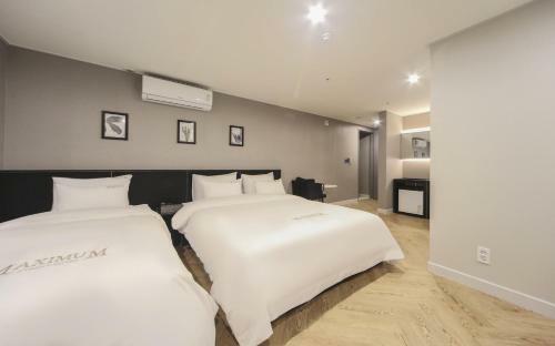Busan Station Maximum Hotel