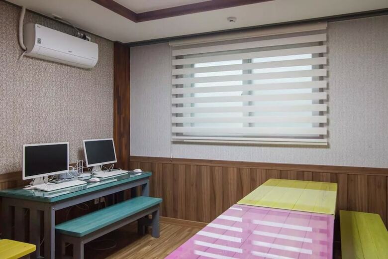 Hostal Harmony Guesthouse