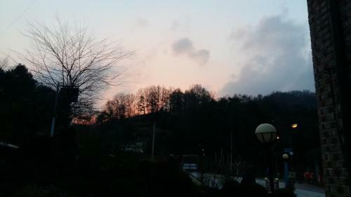 Sky Motel