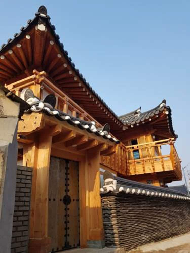 Hostal Stay Line