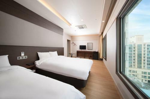 Jeju Palace Hotel