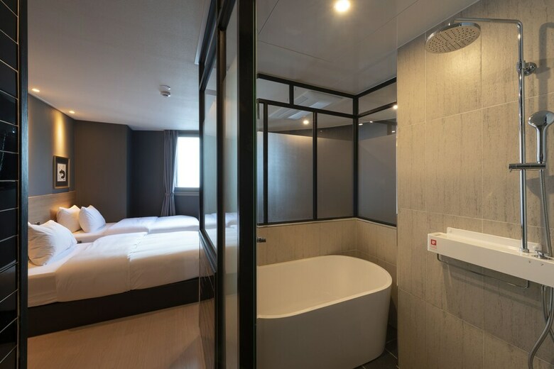 No. 25 Signature Hotel Daecheong