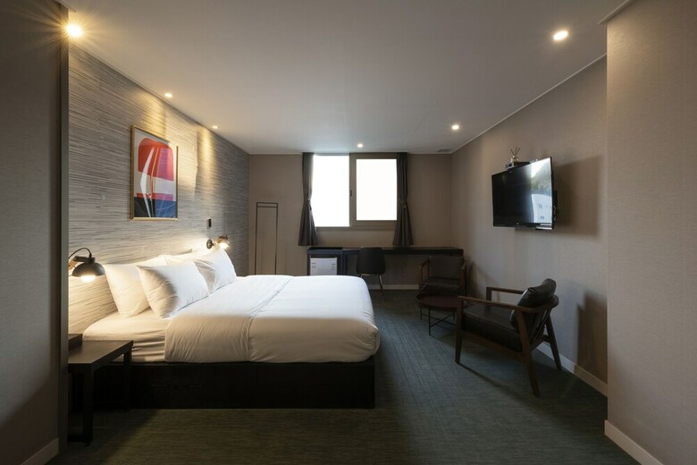 No. 25 Signature Hotel Daecheong