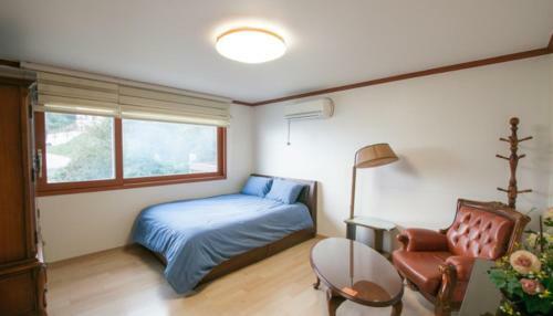 Hostal Namhea German Village Beethoven House