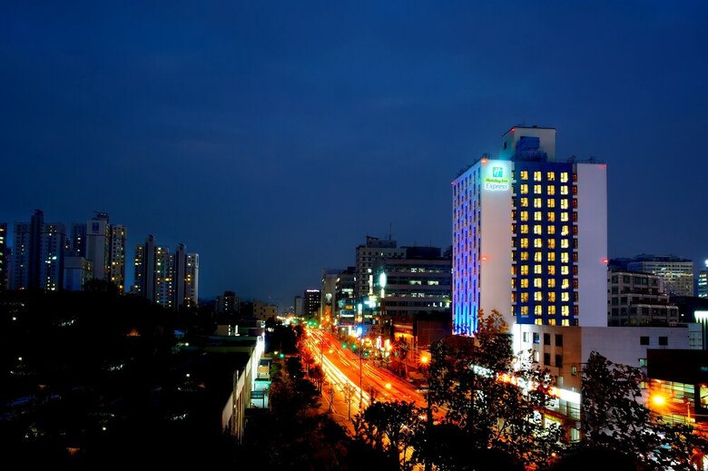 Hotel Holiday Inn Express Suwon Ingye