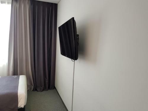 Vella Suite Hotel