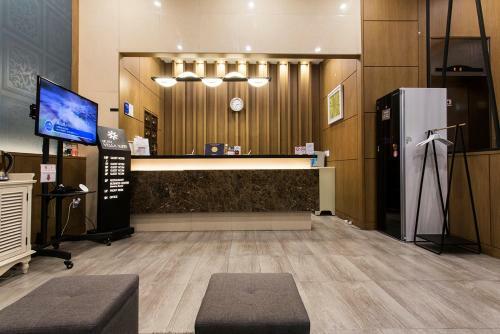 Vella Suite Hotel