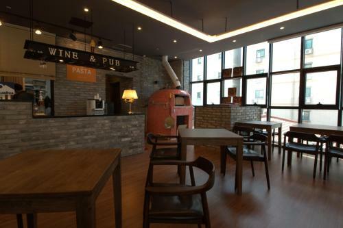 Vella Suite Hotel