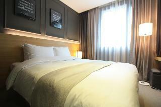 Vella Suite Hotel