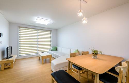 Apartamento Jeju Hill Tower Pension
