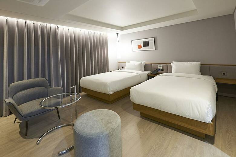 Hound Hotel Yeonsan