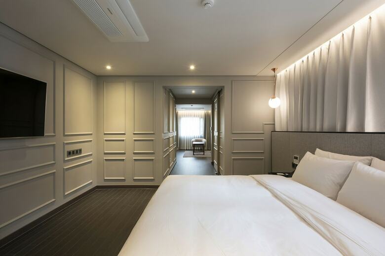 Hound Hotel Yeonsan