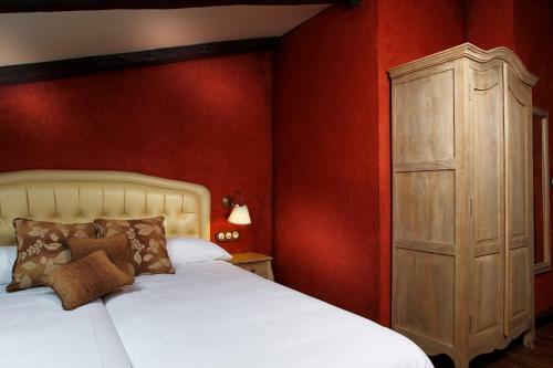 Casas Rurales Los �nades