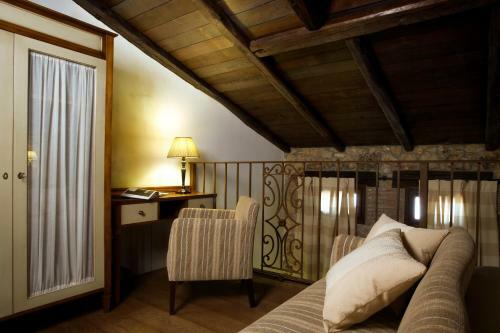 Hotel Rural Los �nades