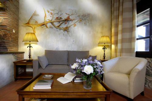 Hotel Rural Los �nades