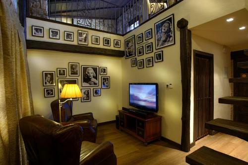 Hotel Rural Los �nades