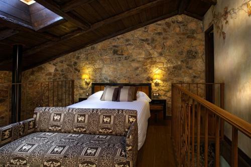 Hotel Rural Los �nades
