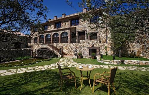 Hotel Rural Los �nades