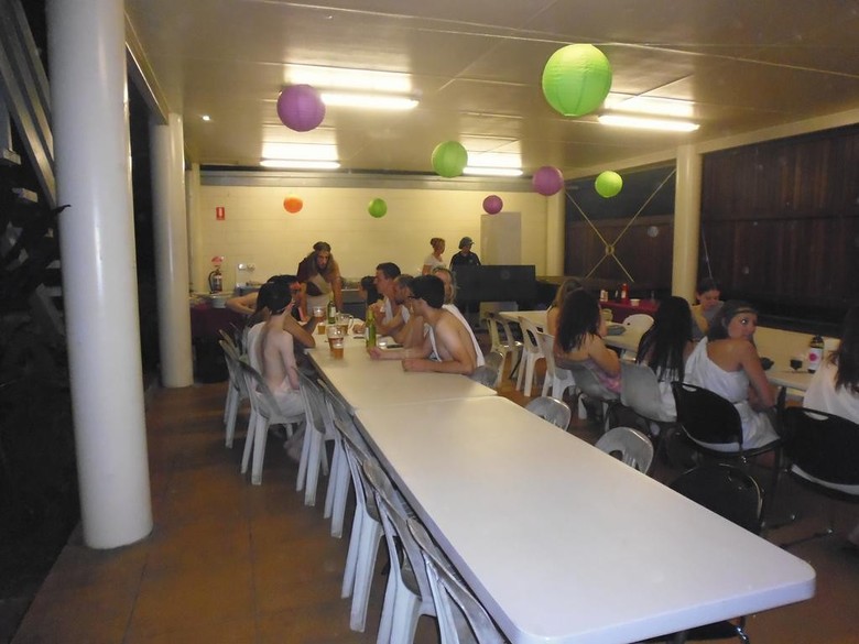 Albergue Emu�s Beach Resort