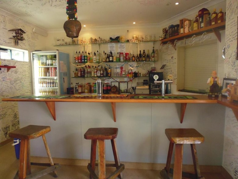 Albergue Emu�s Beach Resort