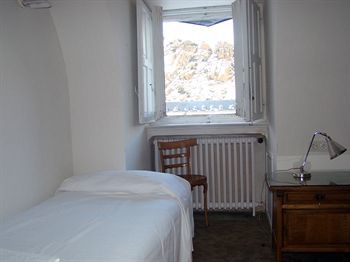 Hostal Hospeder�a Santa Cruz