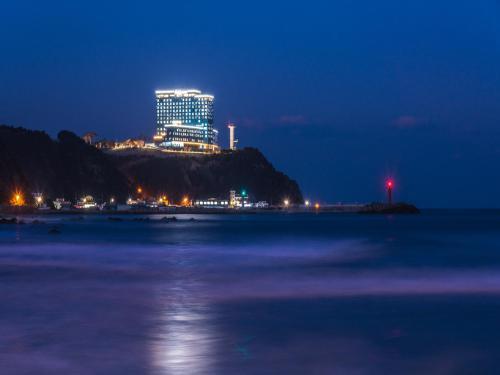 Hotel Tops 10