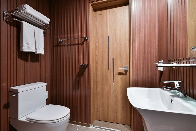 Sea Moon Tourist Hotel