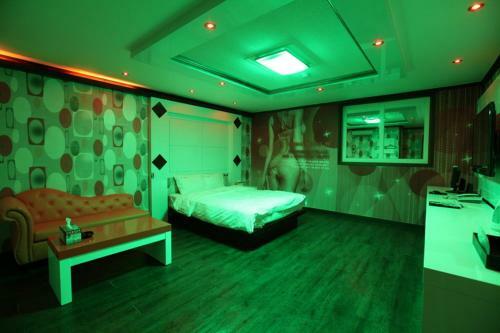 Andong W Hotel
