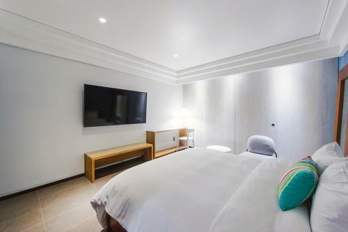 Soho Hotel Airport
