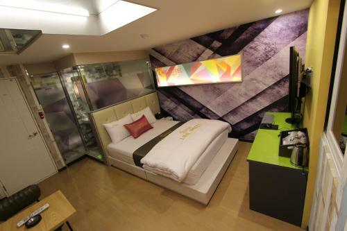 Line Motel