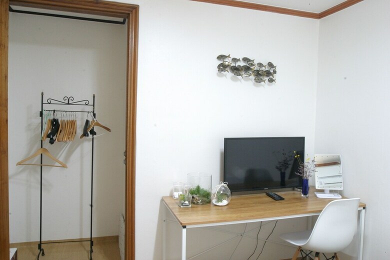 Hostal Refee House
