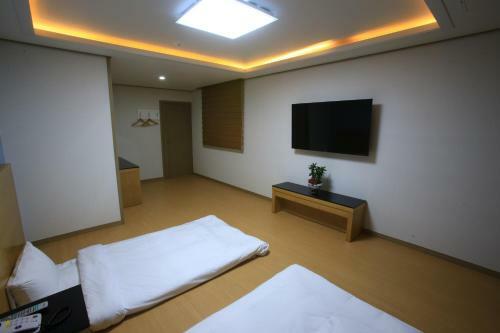 Jeju Line Hotel
