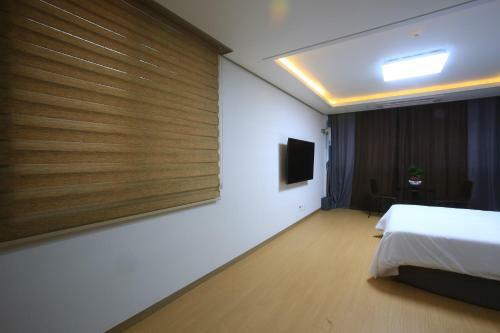 Jeju Line Hotel