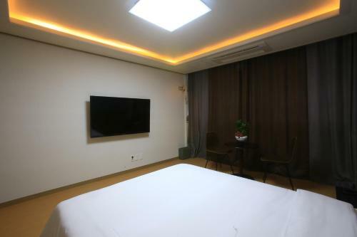 Jeju Line Hotel
