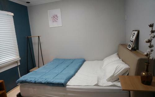 Hostal Airport Guesthouse