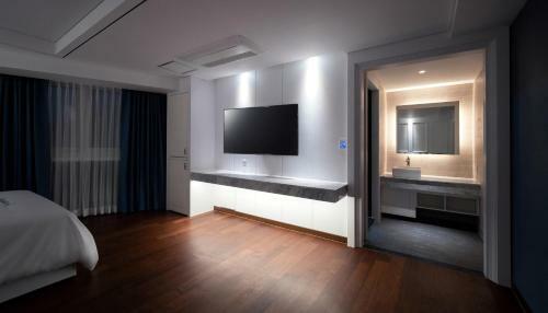Bentley Tourist Hotel