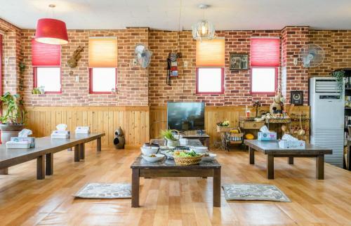 Che-hui Western Hotel
