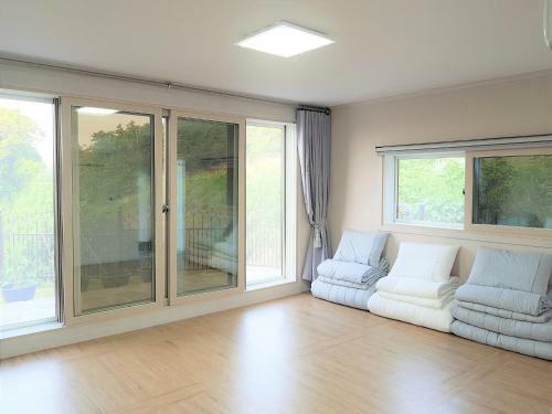 Hostal Seolleim Guesthouse
