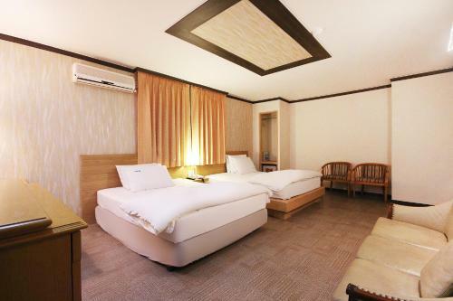 Daegu Hilltop Hotel