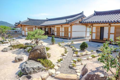 Hanok 1st Street