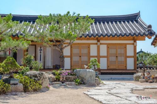 Hanok 1st Street