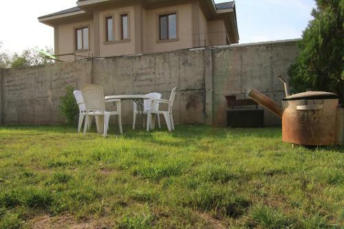 Hostal Little Castle