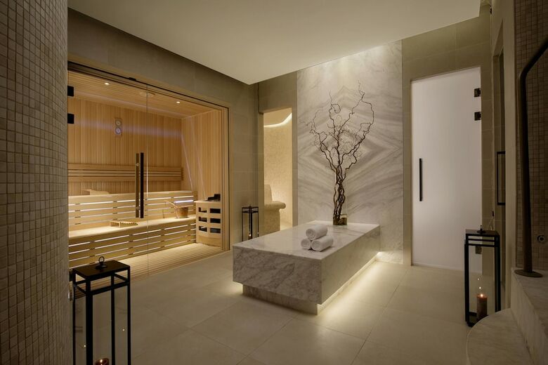 Hotel The St. Regis Astana