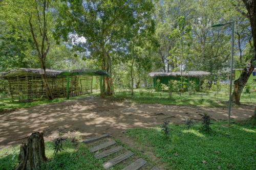 Hostal Yuhibuhi Forest Resort