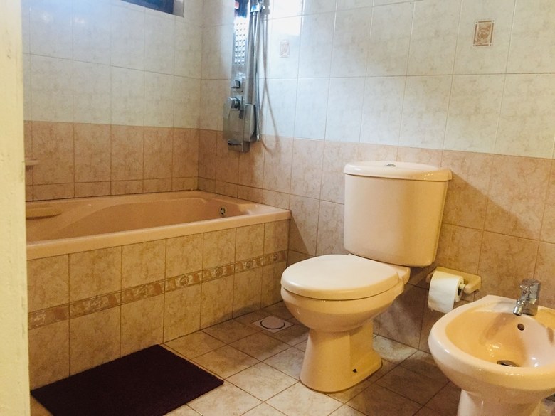Hostal Villa Subuthi