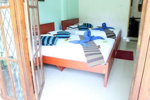 Hotel Margosa Lake Resort