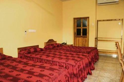 Hostal Yoho Little Rose Inn